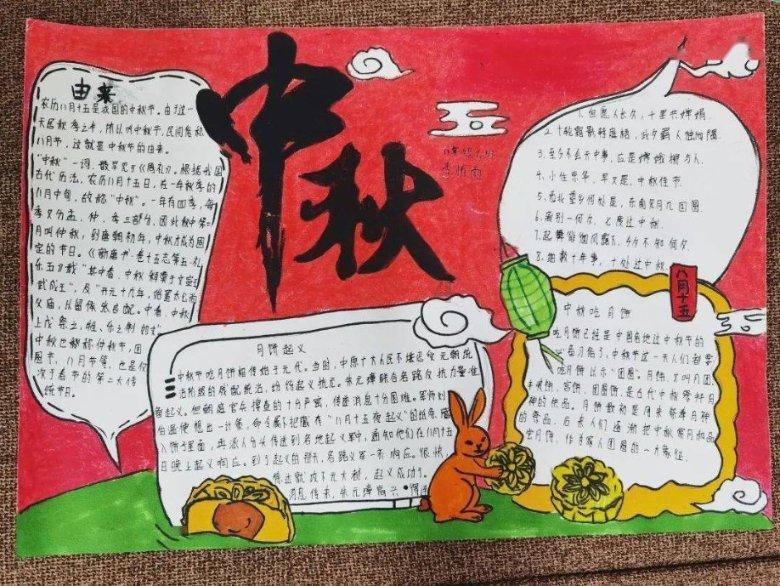 清末时期的汉口，江汉关不是现在的样子，江汉路边都是两层木楼